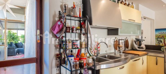 Ático de 2 dormitorios en Pistoia, Italy No. 48839 22