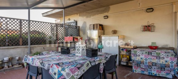 Ático de 2 dormitorios en Pistoia, Italy No. 48839 48