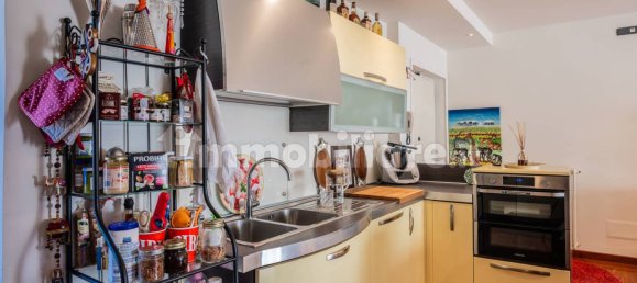 Ático de 2 dormitorios en Pistoia, Italy No. 48839 21