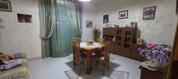 3-salle Appartement à Guidonia Montecelio, Italy No. 297136 8