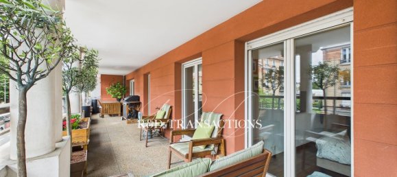 Apartamento de 2 dormitorios en Suresnes, France No. 330636 6