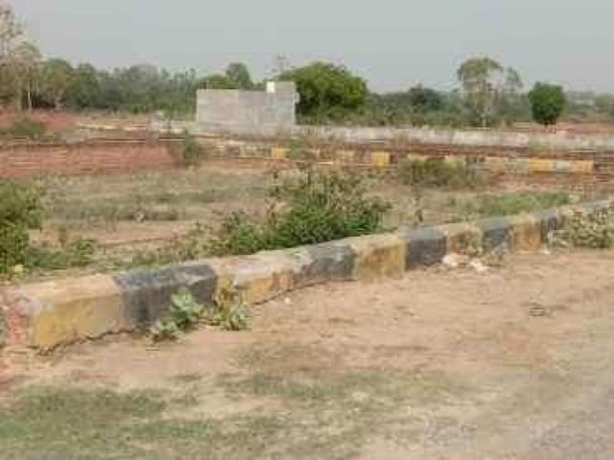 Земельный участок в Лакхнау, Индия № 34824