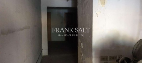 Laden in Hamrun, Malta 50m², Nr. 13280 2