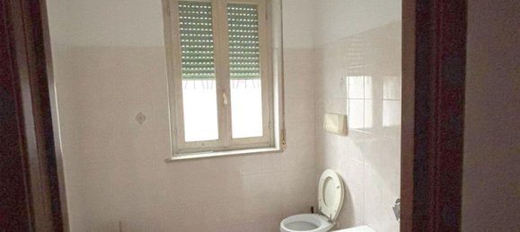 Квартира с 2 комнатами в Романенго, Италия № 333736 10