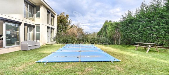 3 bedrooms House in Padim da Graca, Portugal No. 97727 30