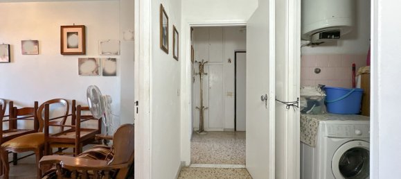 Квартира с 4 спальнями в Рим, Италия № 377564 39