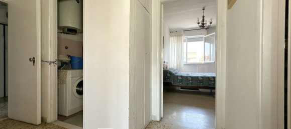 Квартира с 4 спальнями в Рим, Италия № 377564 40