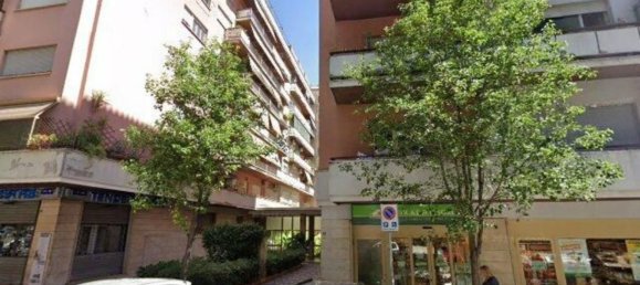 4 rooms Apartment in Rome, Italy No. 191257 32