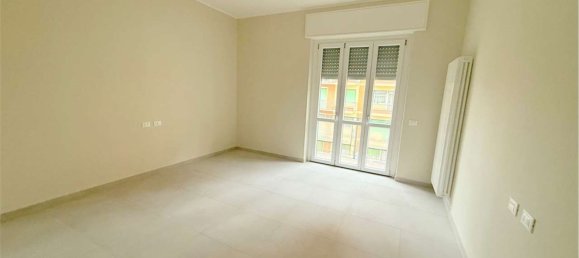 Apartamento de 4 divisões em Novi Ligure, Italy N.º 15789 6