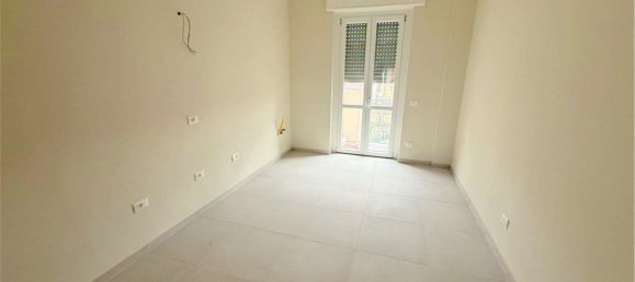 Apartamento de 4 divisões em Novi Ligure, Italy N.º 15789 8