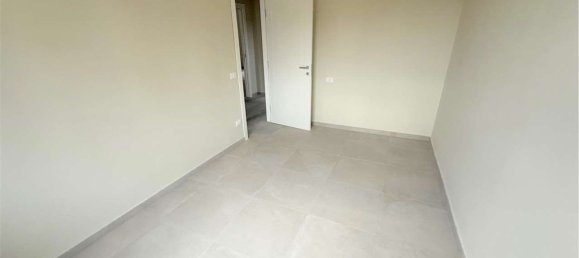 Apartamento de 4 divisões em Novi Ligure, Italy N.º 15789 10