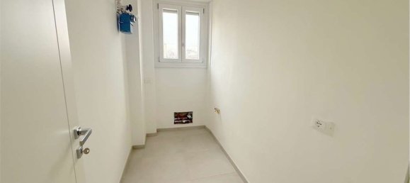 Apartamento de 4 divisões em Novi Ligure, Italy N.º 15789 14