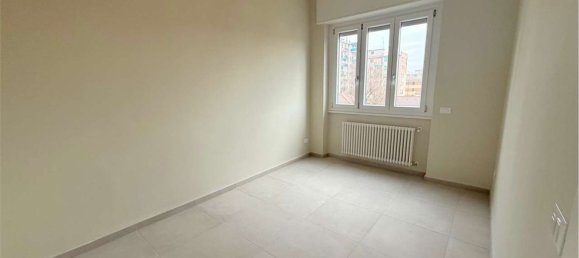 Apartamento de 4 divisões em Novi Ligure, Italy N.º 15789 11