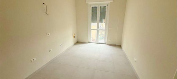 Apartamento de 4 divisões em Novi Ligure, Italy N.º 15789 9