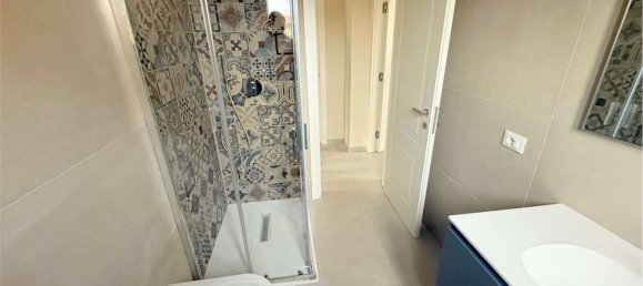 Apartamento de 4 divisões em Novi Ligure, Italy N.º 15789 17