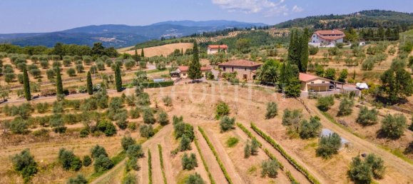 3 Schlafzimmer Villa in Arezzo, Italy, Nr. 269791 9