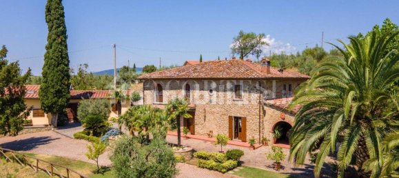 3 Schlafzimmer Villa in Arezzo, Italy, Nr. 269791 11