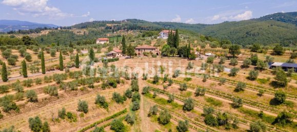 3 Schlafzimmer Villa in Arezzo, Italy, Nr. 269791 3