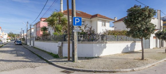 5 bedrooms Villa in Costa da Caparica, Portugal No. 116296 7