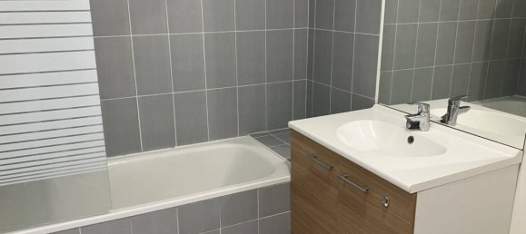 2 bedrooms Apartment in Nantes, France No. 311615 10