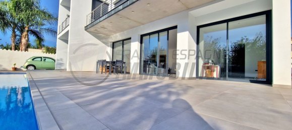 Villa de 5 dormitorios en Empuriabrava, Spain No. 84553 8