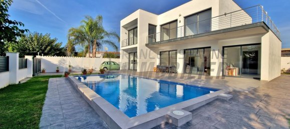 Villa de 5 dormitorios en Empuriabrava, Spain No. 84553 3