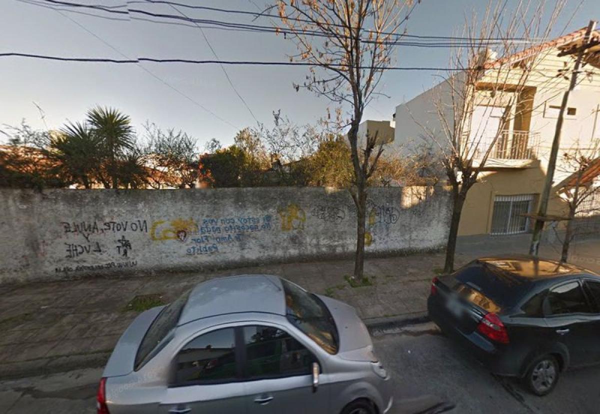 143m² Land in Bermudez, Argentina No. 40134