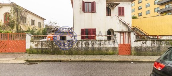 6 bedrooms House in Vila Nova de Gaia, Portugal No. 119618 2