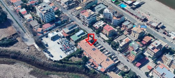 5-salle Maison à Pomezia, Italy No. 12360 24