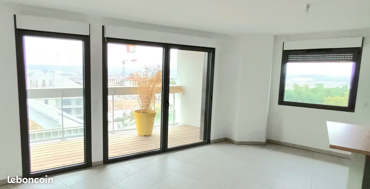 3 Schlafzimmer Wohnung in Bordeaux, France, Nr. 317358