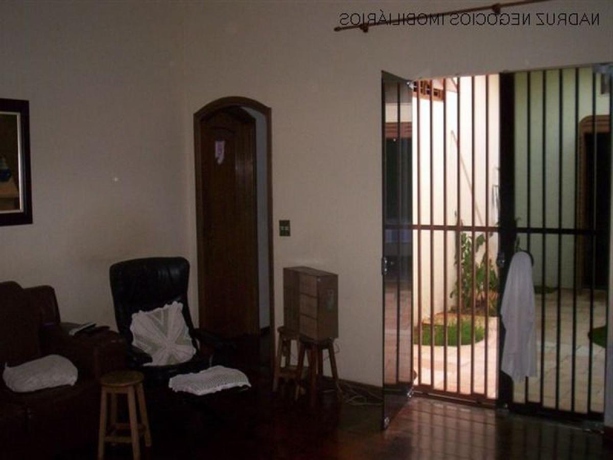 4 bedrooms House in Sao Paulo, Brazil No. 433438