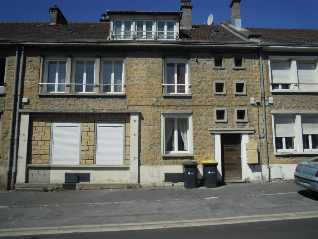 Edifício em Nouzonville, France 200 m² N.º 77376