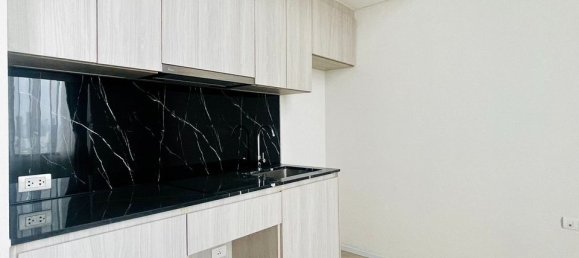 1 bedroom Condo in Bangkok, Thailand No. 19299 12