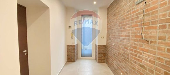 2 chambres Maison à Sant'Agata li Battiati, Italy No. 233905 9