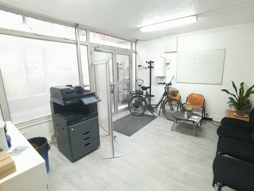 Büro in Paris, France 280m², Nr. 161967