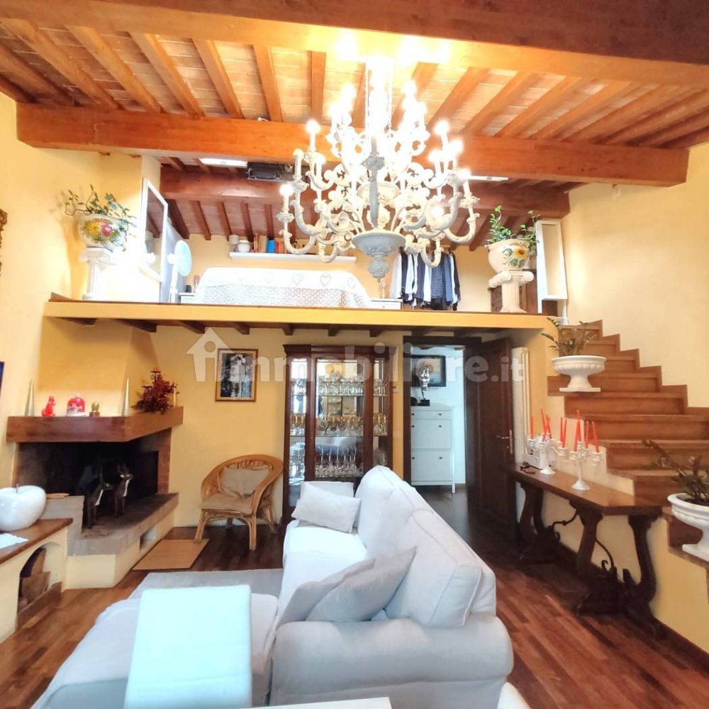 2 bedrooms House in Pisa, Italy No. 351995