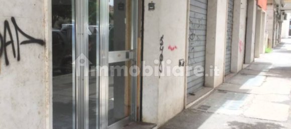 Propiedad comercial de 1 habitación en Rome, Italy No. 219950 14