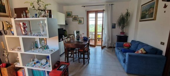 3 bedrooms Apartment in Siena, Italy No. 70517 3