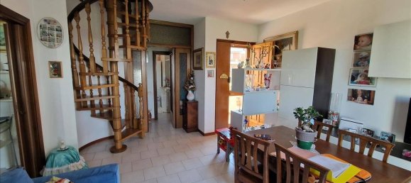 3 bedrooms Apartment in Siena, Italy No. 70517 13