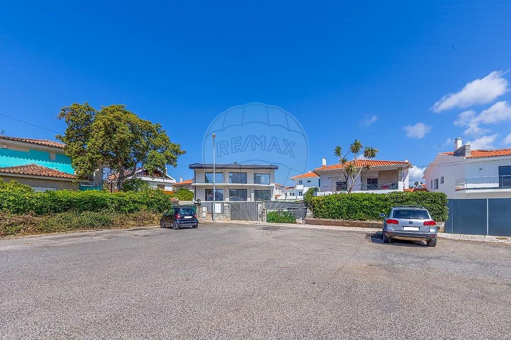 4 bedrooms House in Cascais, Portugal No. 281355