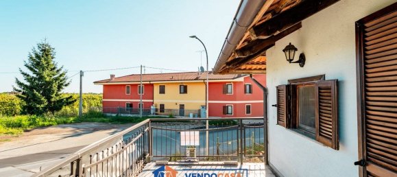 2 bedrooms Villa in Centallo, Italy No. 325000 9