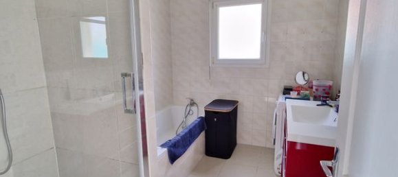 4 bedrooms House in Fontaine-les-Gres, France No. 56931 47