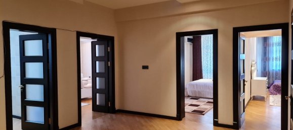 3 bedrooms Apartment in Nasimi, Azerbaijan No. 1880 13