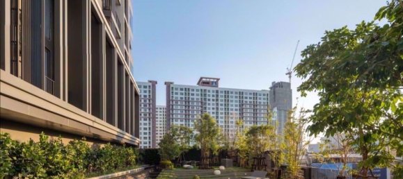 1 bedroom Duplex in Chatuchak, Thailand No. 4701 12