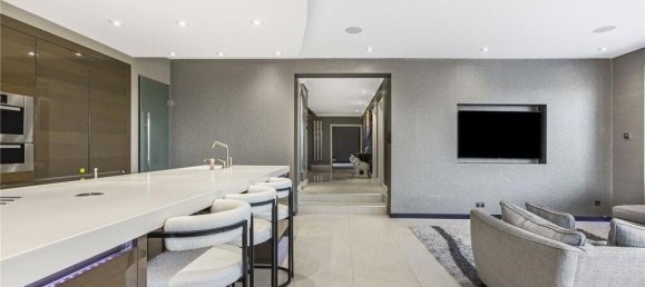 6 Schlafzimmer Haus in Broxbourne, United Kingdom, Nr. 6513 5