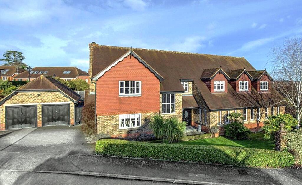 6 Schlafzimmer Haus in Broxbourne, United Kingdom, Nr. 6513