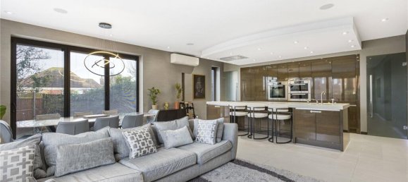 6 Schlafzimmer Haus in Broxbourne, United Kingdom, Nr. 6513 9