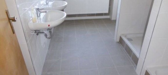 Дом с 11 комнатами в Саарпфальц, Германия № 57258 5