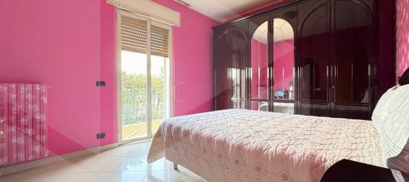 6 rooms Villa in Triggiano, Italy No. 28887 11