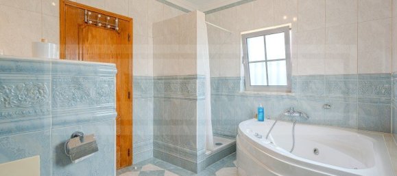 3 Schlafzimmer Villa in Guia, Portugal, Nr. 284749 14